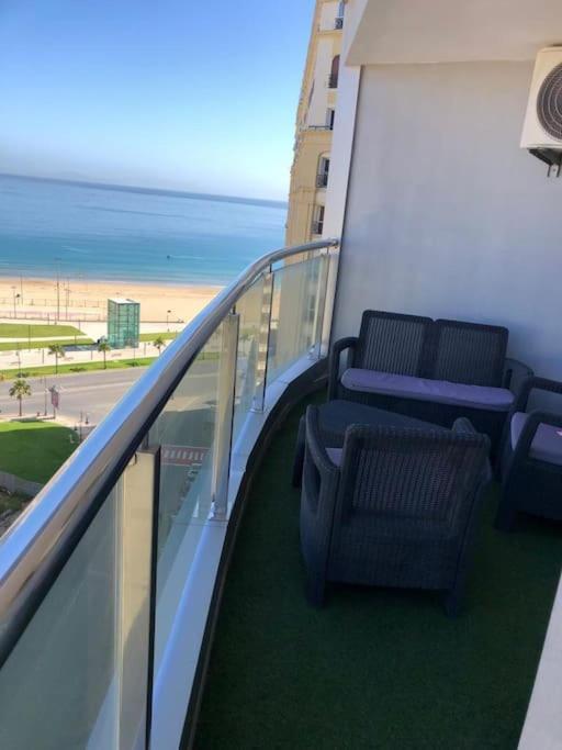 Mont Blanc :Appartement, Vue Sur Mer A 2 Minutes De La Gare. Танжер Екстериор снимка
