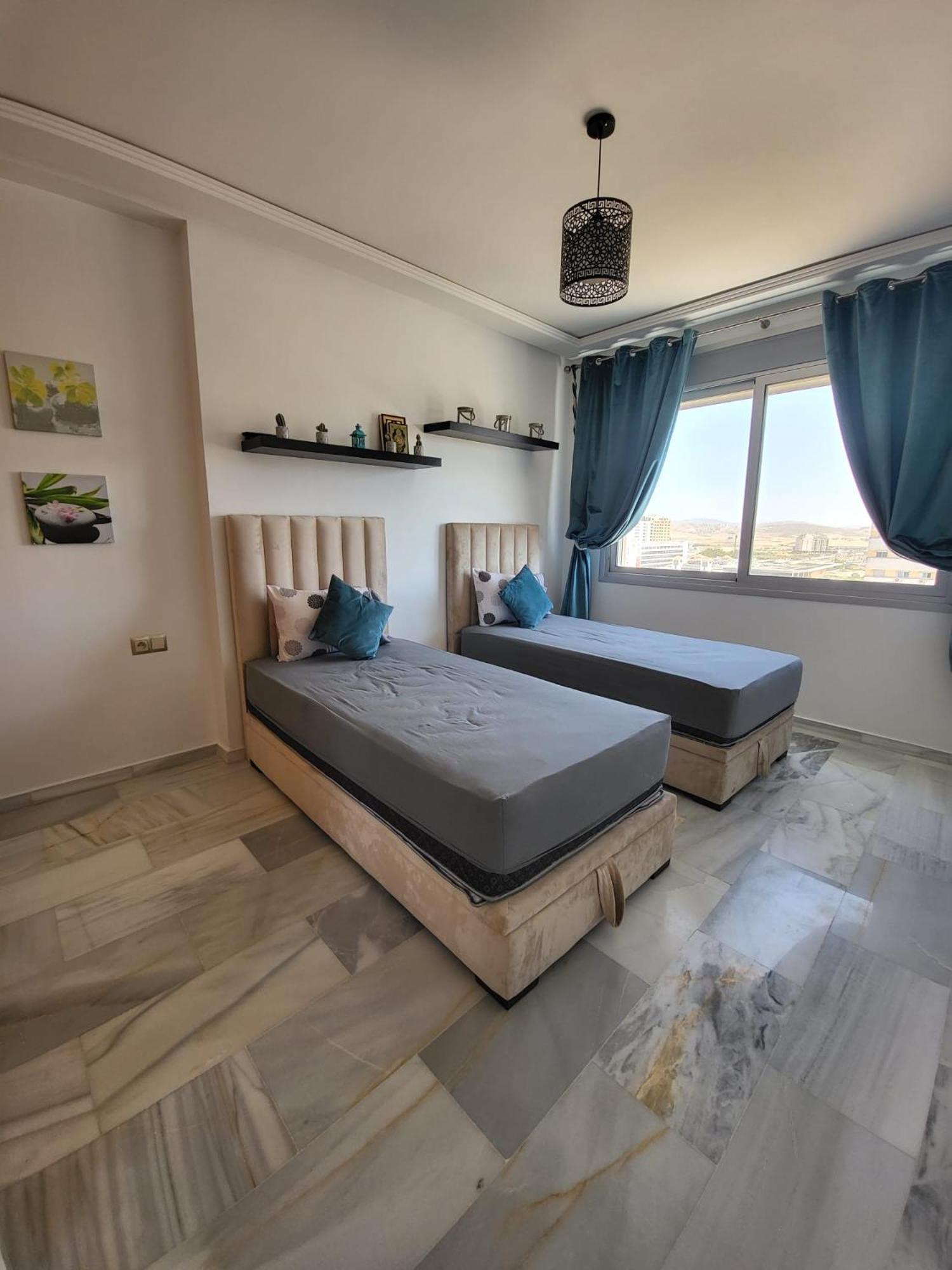 Mont Blanc :Appartement, Vue Sur Mer A 2 Minutes De La Gare. Танжер Екстериор снимка