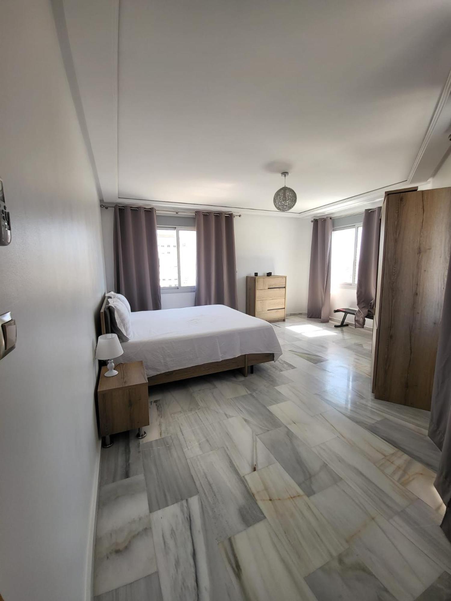 Mont Blanc :Appartement, Vue Sur Mer A 2 Minutes De La Gare. Танжер Екстериор снимка